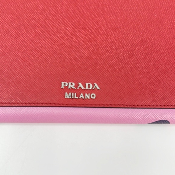 Like New! PRADA Butterfly Print Saffiano Leather Clutch/Purse. PRISTINE! - Picture 4 of 6